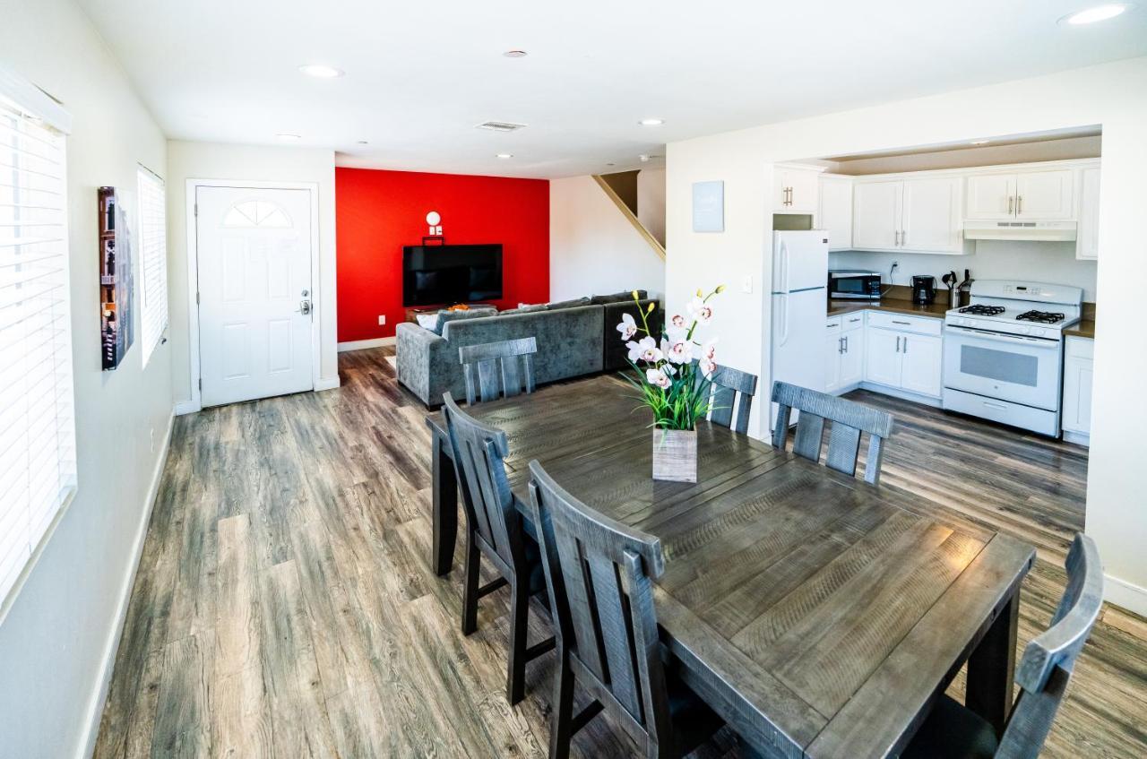 Spacious 5 Bedroom 3 Bath Modern Home By Downtown La With Parking ロサンゼルス エクステリア 写真